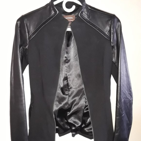 Stylish Danier leather and fabric jacket - Picture 5 of 10